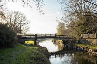 AI-generated travel thumbnail for Heaton Chapel