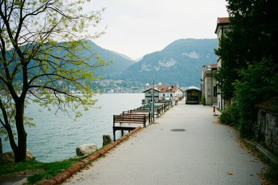 AI-generated travel thumbnail for Heinfels