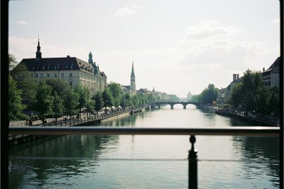 AI-generated travel thumbnail for Hettlingen