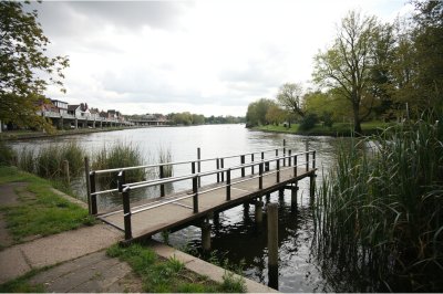 AI-generated travel thumbnail for Hindley