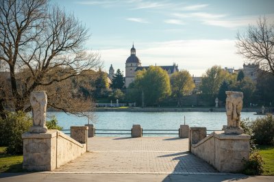 AI-generated travel thumbnail for Hinojosa de Duero