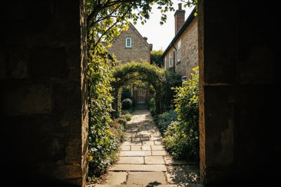 AI-generated travel thumbnail for Histon