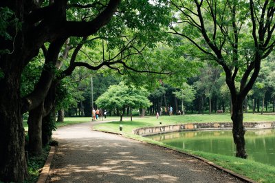 AI-generated travel thumbnail for Hoàn Kiếm