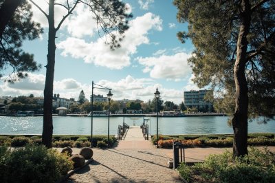 AI-generated travel thumbnail for Hobart city centre
