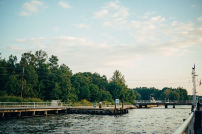 AI-generated travel thumbnail for Horad Brest