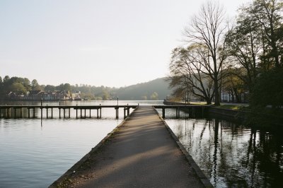 AI-generated travel thumbnail for Houyet