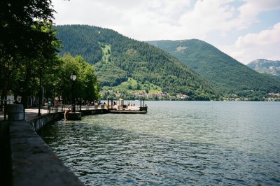 AI-generated travel thumbnail for Huez