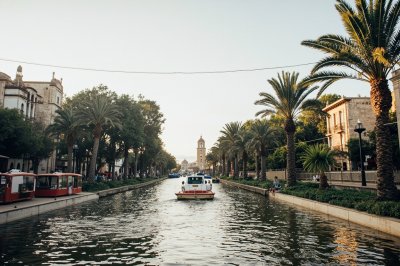 AI-generated travel thumbnail for Huitzmaloc