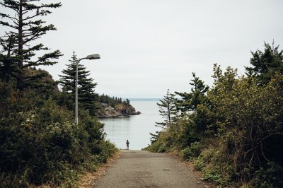 AI-generated travel thumbnail for Humboldt Hill