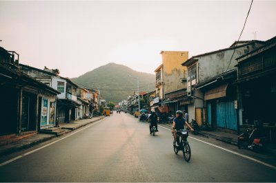 AI-generated travel thumbnail for Hưng Yên