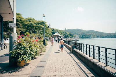 AI-generated travel thumbnail for Hwaseong-si
