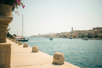 AI-generated travel thumbnail for Imsida