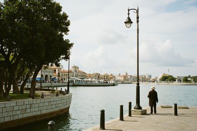 AI-generated travel thumbnail for Independencia