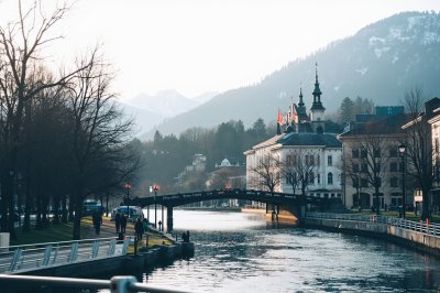 AI-generated travel thumbnail for Innsbruck Stadt
