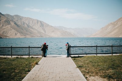 AI-generated travel thumbnail for Ishqoshim