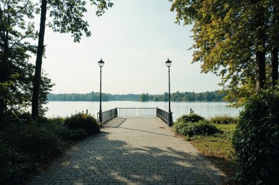 AI-generated travel thumbnail for Itzstedt