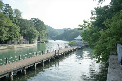 AI-generated travel thumbnail for Izumi