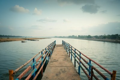 AI-generated travel thumbnail for Jaisinghnagar