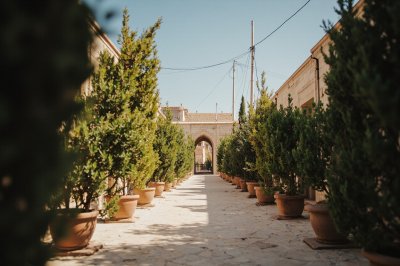 AI-generated travel thumbnail for JannatShahr