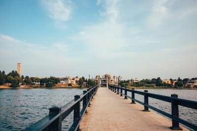 AI-generated travel thumbnail for Jāsim