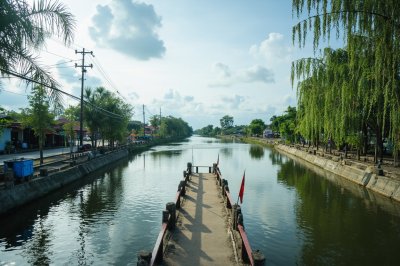 AI-generated travel thumbnail for Kabupaten Lebak