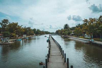 AI-generated travel thumbnail for Kabupaten Maros