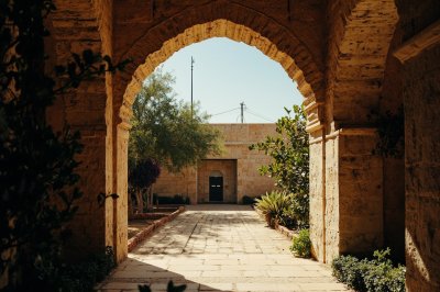 AI-generated travel thumbnail for Kairouan