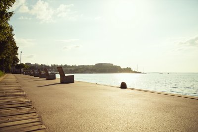 AI-generated travel thumbnail for Kalmar