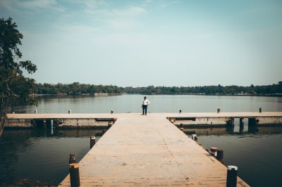 AI-generated travel thumbnail for Kamptee