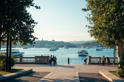 AI-generated travel thumbnail for Karamürsel