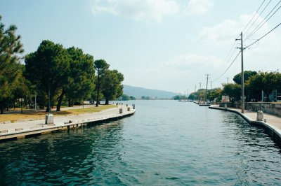 AI-generated travel thumbnail for Káto Dhiminió