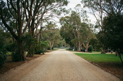 AI-generated travel thumbnail for Kellyville