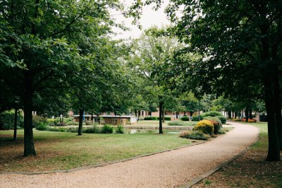AI-generated travel thumbnail for Kempston
