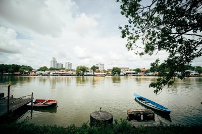 AI-generated travel thumbnail for Khlong San