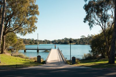 AI-generated travel thumbnail for Kingscote