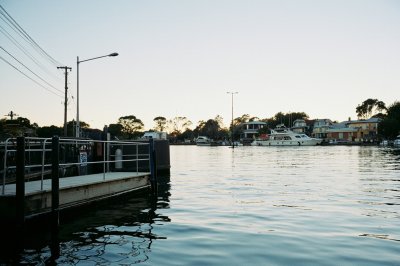AI-generated travel thumbnail for Kingston South East