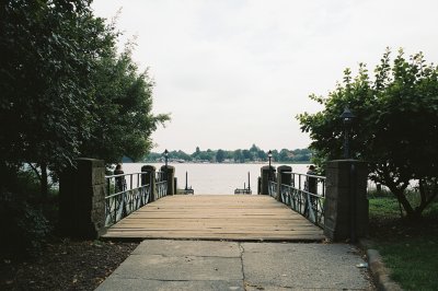 AI-generated travel thumbnail for Kingswinford