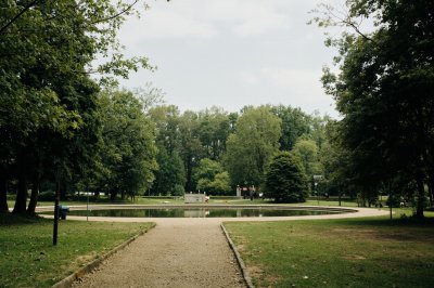 AI-generated travel thumbnail for Kirs