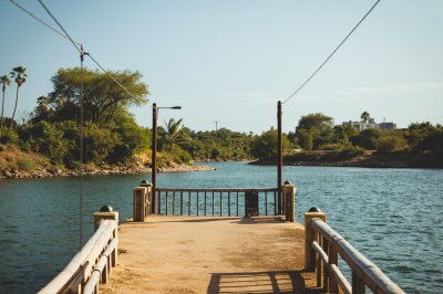 AI-generated travel thumbnail for Kousséri