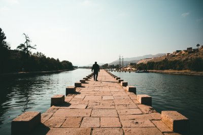 AI-generated travel thumbnail for Kowsar