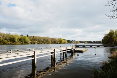 AI-generated travel thumbnail for Kranichfeld
