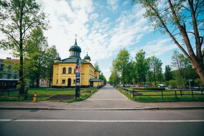 AI-generated travel thumbnail for Krasnoye