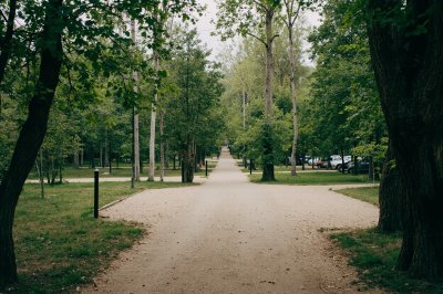 AI-generated travel thumbnail for Krasnoye-na-Volge