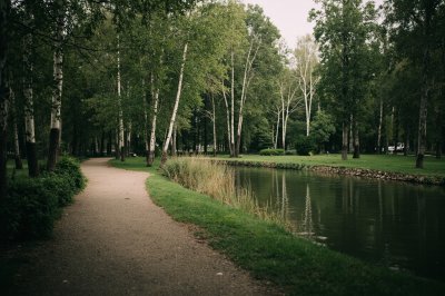 AI-generated travel thumbnail for Krasnoznamensk