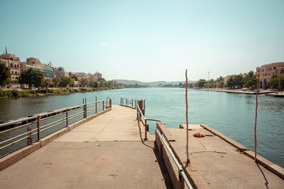 AI-generated travel thumbnail for Ku'aydinah