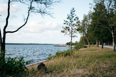 AI-generated travel thumbnail for Kvartsitnyy