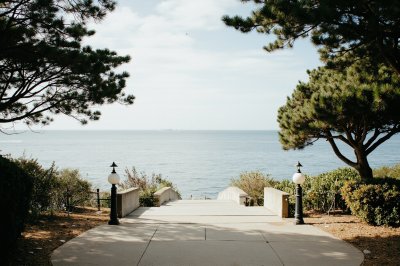 AI-generated travel thumbnail for La Jolla