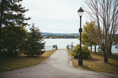 AI-generated travel thumbnail for La Malbaie