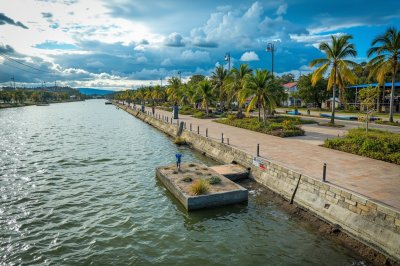 AI-generated travel thumbnail for La Rueda