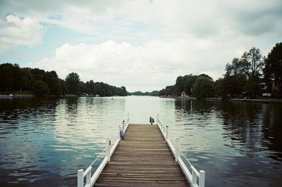 AI-generated travel thumbnail for Laarne